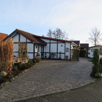 ferienhaus altes land deichbluete aussenansicht hollern twielenfleth elbe 
